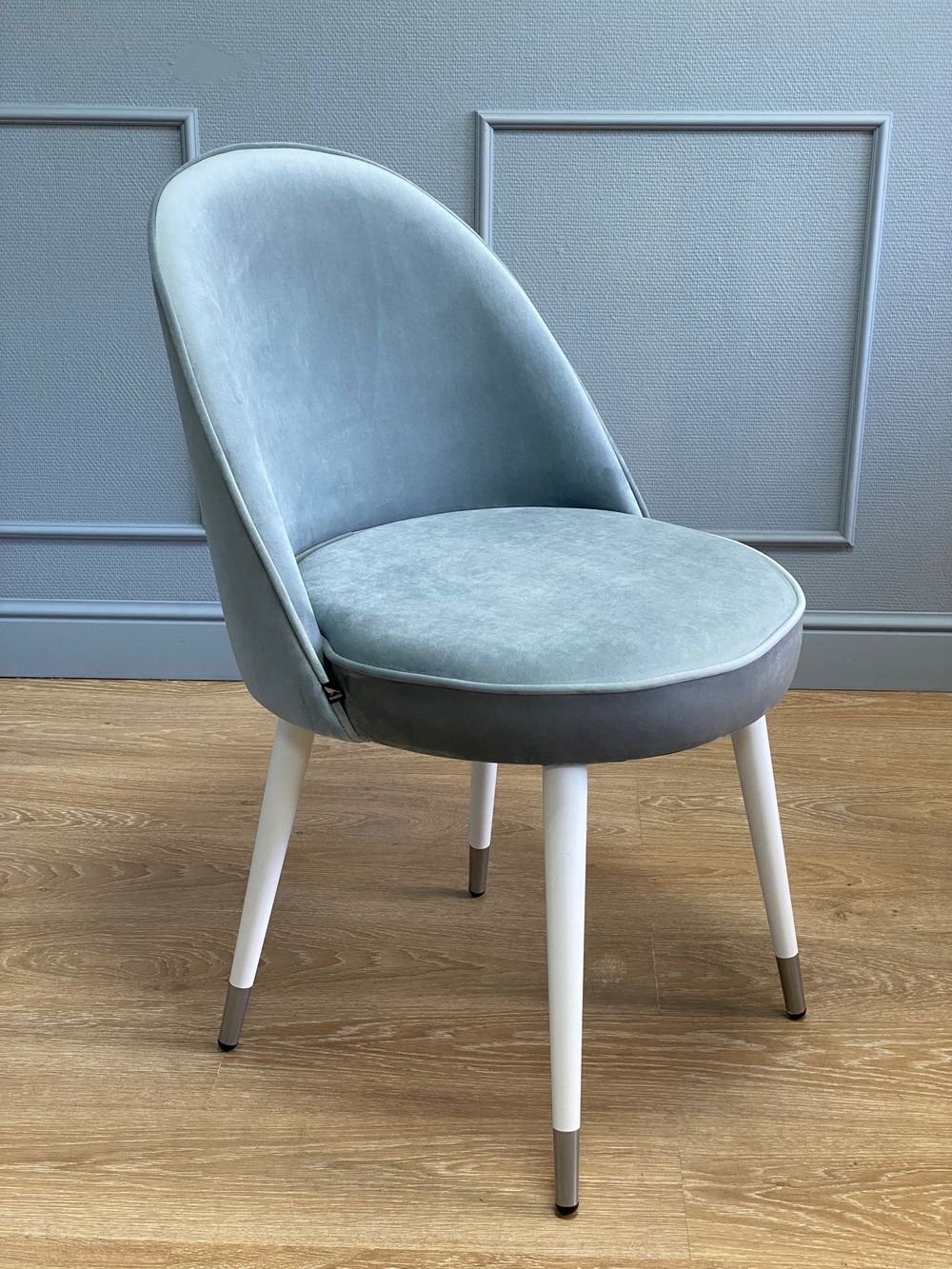 Стул Kenner 176KK черный/бежевый велюр