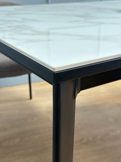 Стол KENNER KR1200 черный/керамика мрамор белый глянец