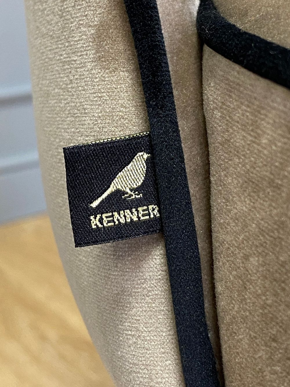 Стул Kenner 179KK черный/капучино велюр