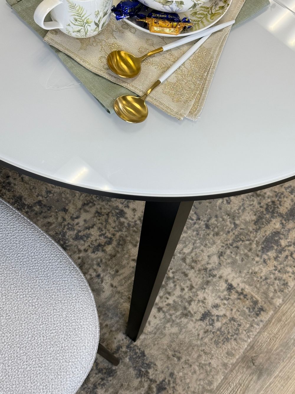 Стол KENNER 1000 М венге/стекло белое глянец