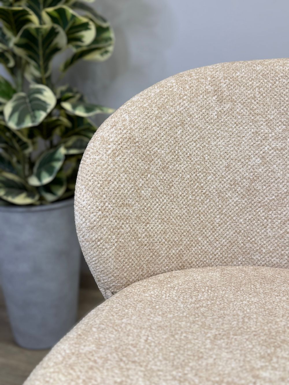 Стул KENNER 304SD черный/бежевый микробукле