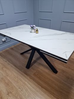 Стол KENNER ME1600 черный/керамика мрамор белый