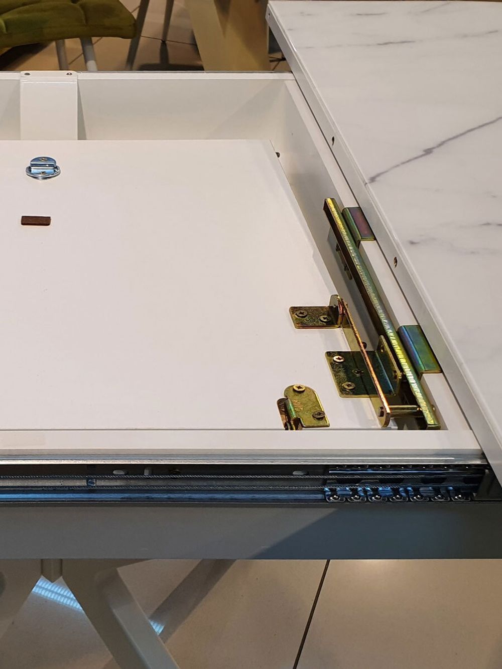 Стол KENNER B1300 белый/стекло камень белый сатин