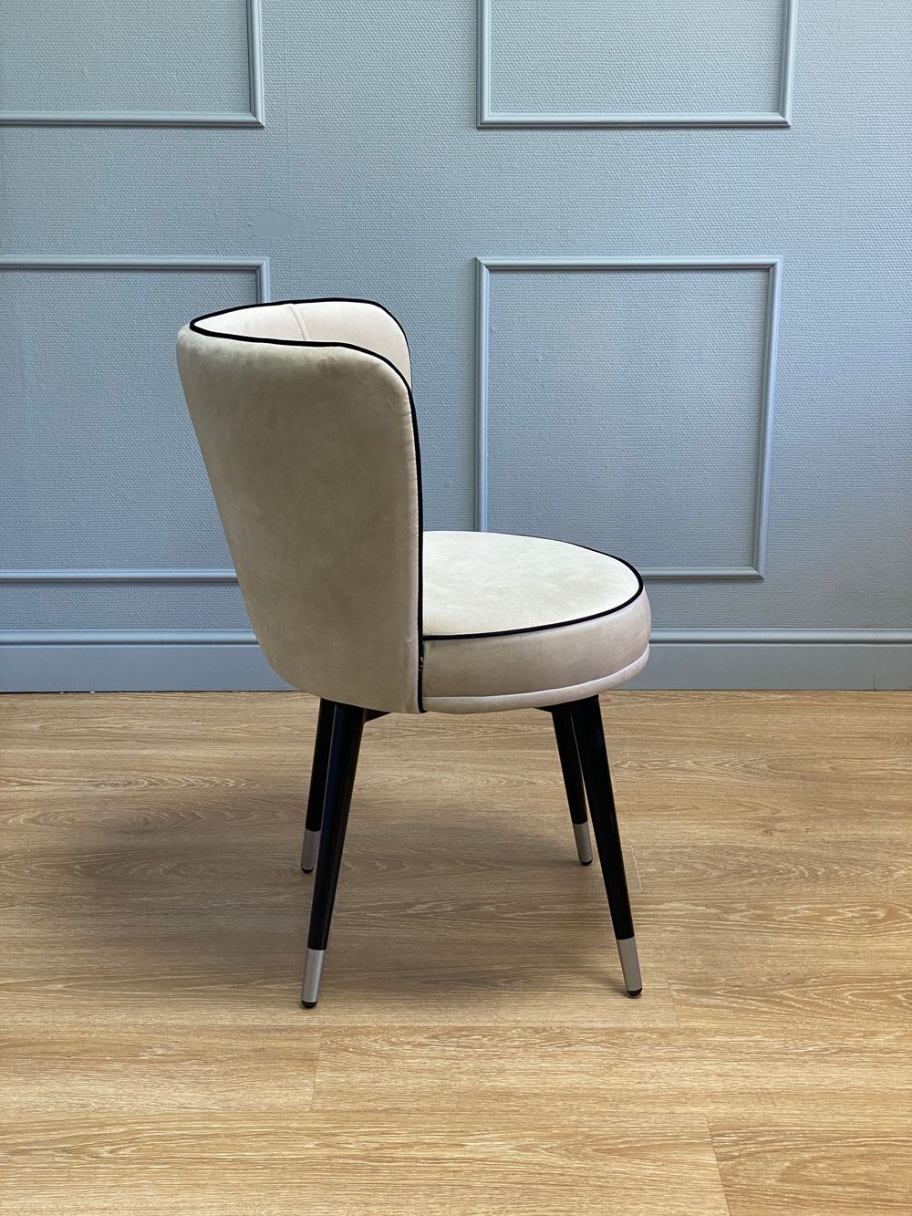 Стул Kenner 177KK черный/бежевый велюр