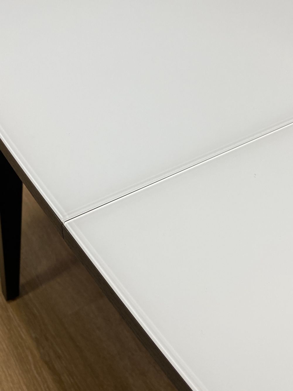 Стол KENNER 1200M венге/стекло белое глянец