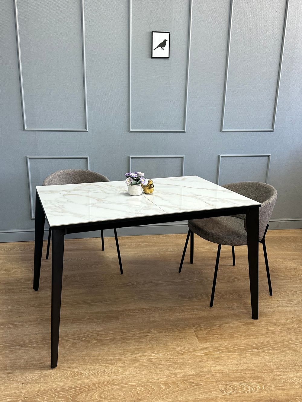 Стол KENNER KR1200 черный/керамика мрамор белый глянец