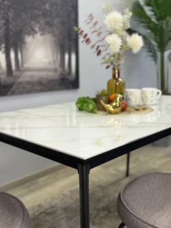Стол KENNER KR1400 черный/керамика мрамор белый глянец