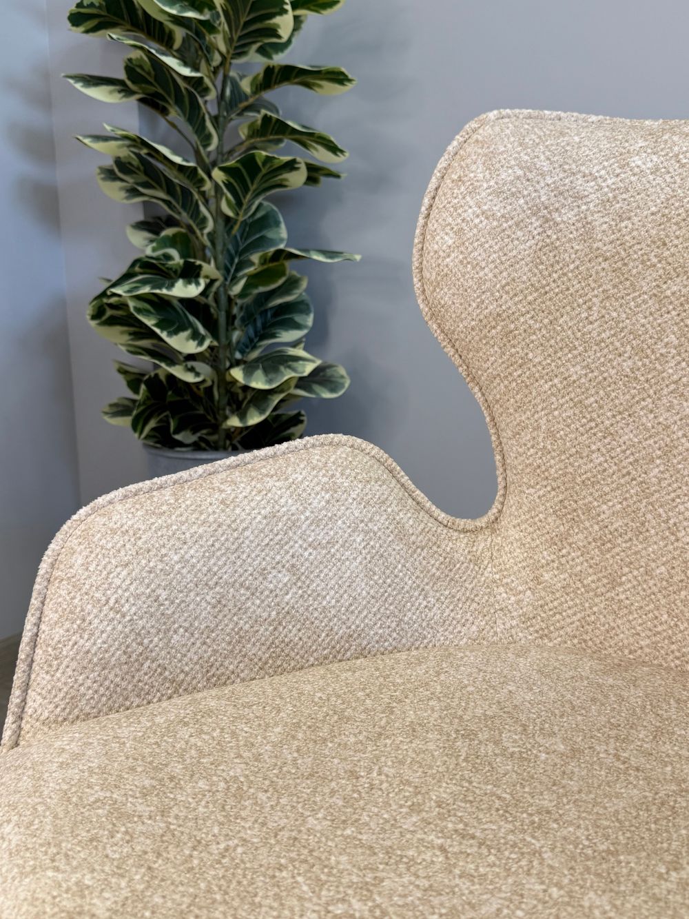 Стул KENNER 311SD черный/бежевый