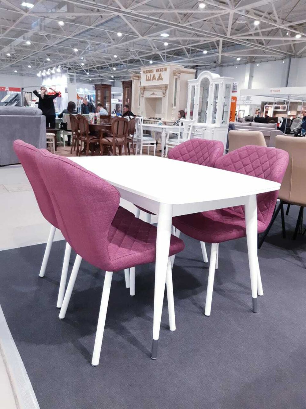 Стол KENNER K1250 белый/стекло белое сатин