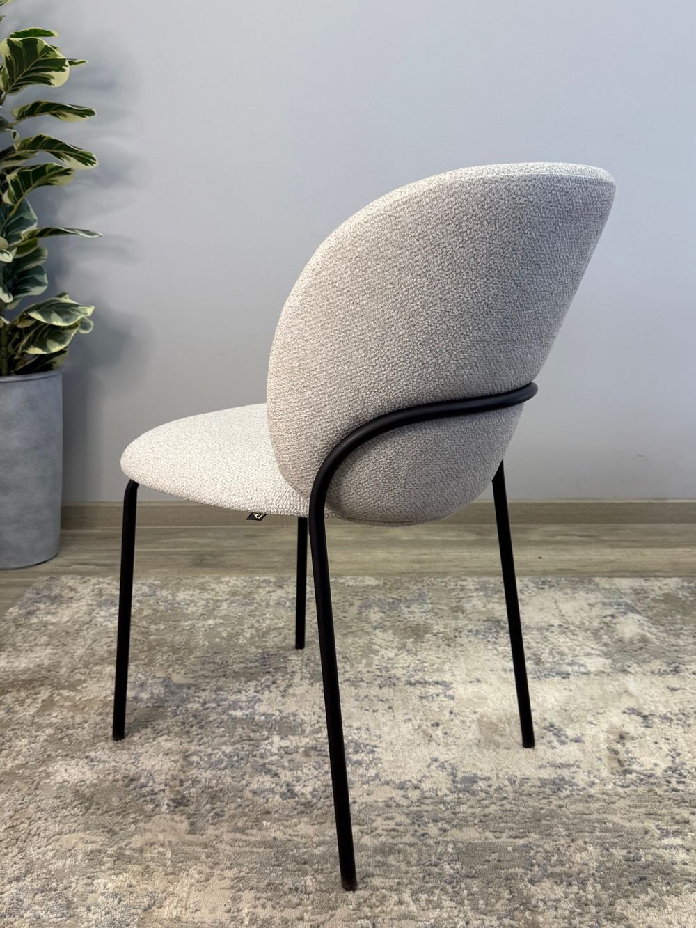 Стул KENNER 307SD черный/серебристый