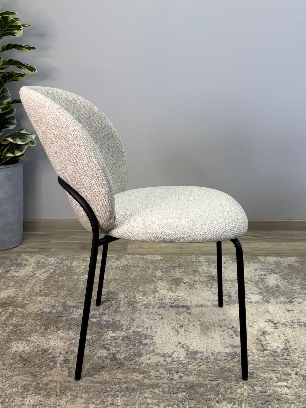 Стул KENNER 307SD черный/серебристый