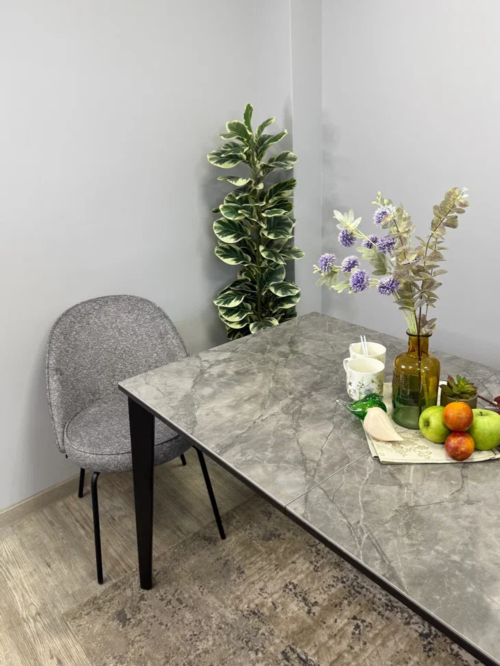 Стол KENNER KR1400 черный/керамика мрамор серый глянец