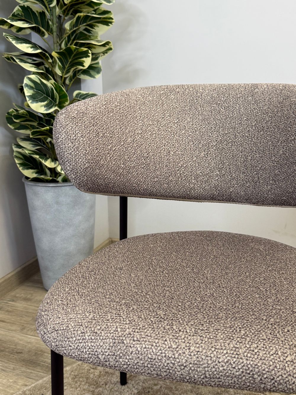 Стул KENNER 309SD черный/микробукле капучино