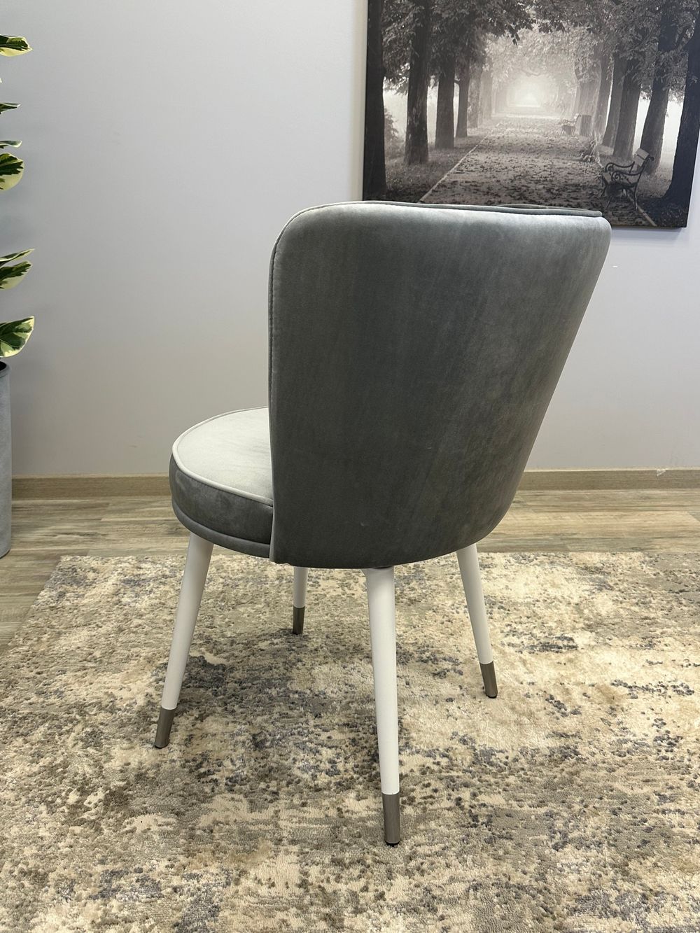 Стул Kenner 177KK белый/серый велюр