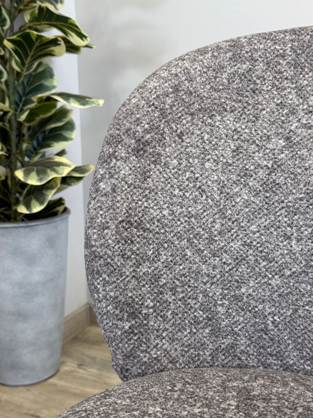 Стул KENNER 307SD черный/серый