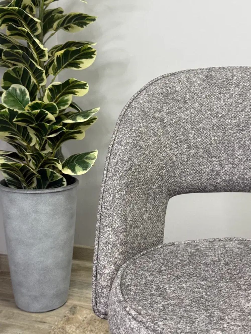 Стул KENNER 179SD черный/серый