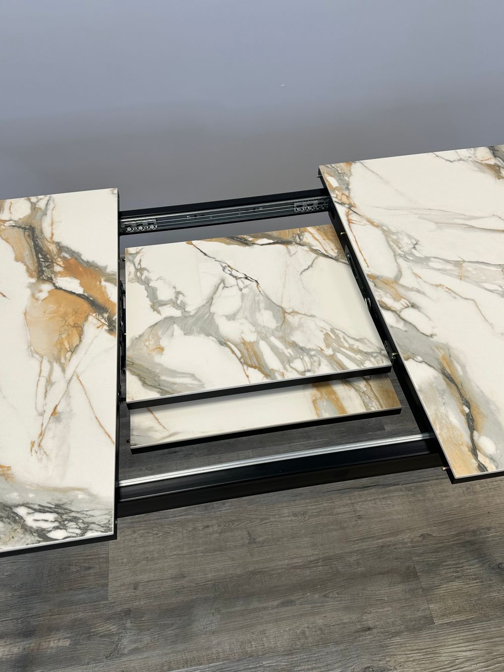 Стол KENNER KR1200 черный/керамика мрамор золотой глянец