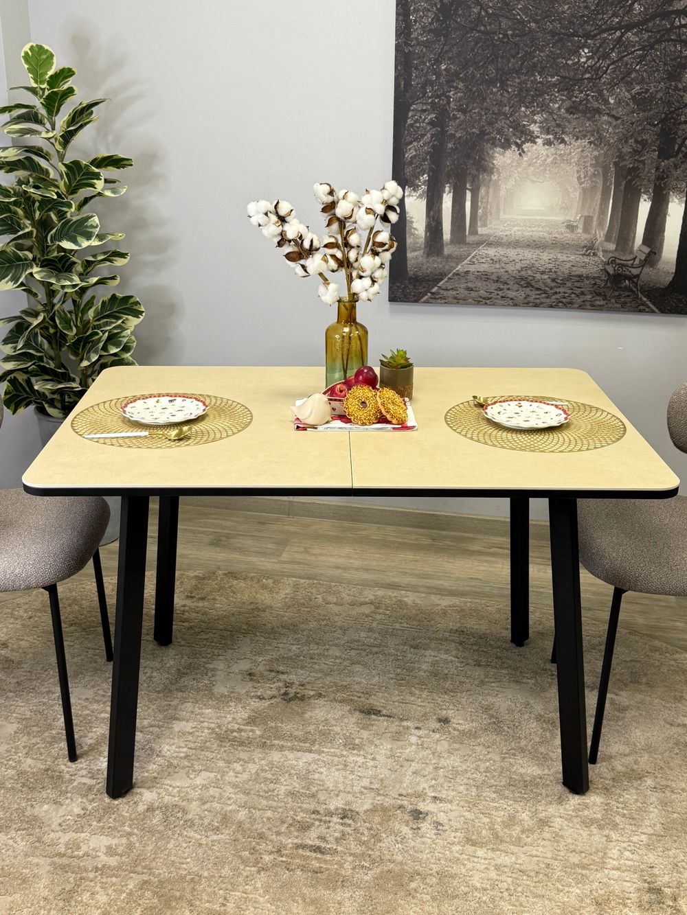 Стол KENNER AK900 черный/OKARA LIGHT YELLOW