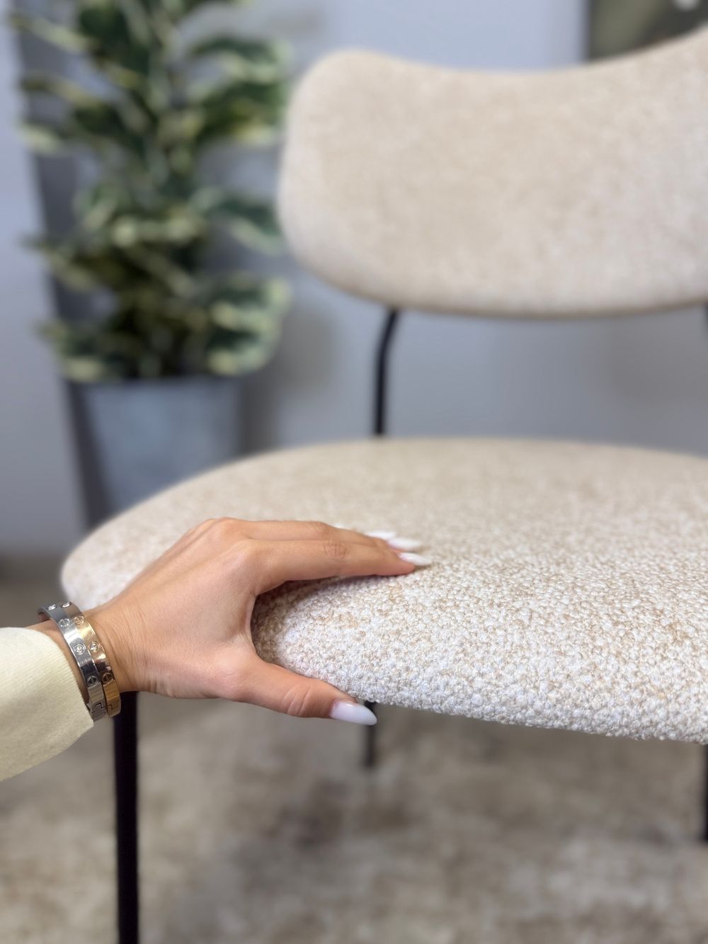 Стул KENNER 302SD черный/бежевый микробукле