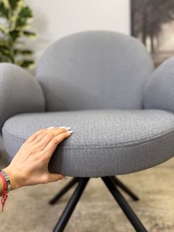 Стул KENNER 312SD черный/серый