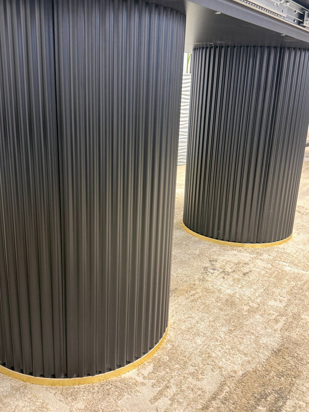 Стол KENNER LDs2000 черный/керамика LARKA GRAY