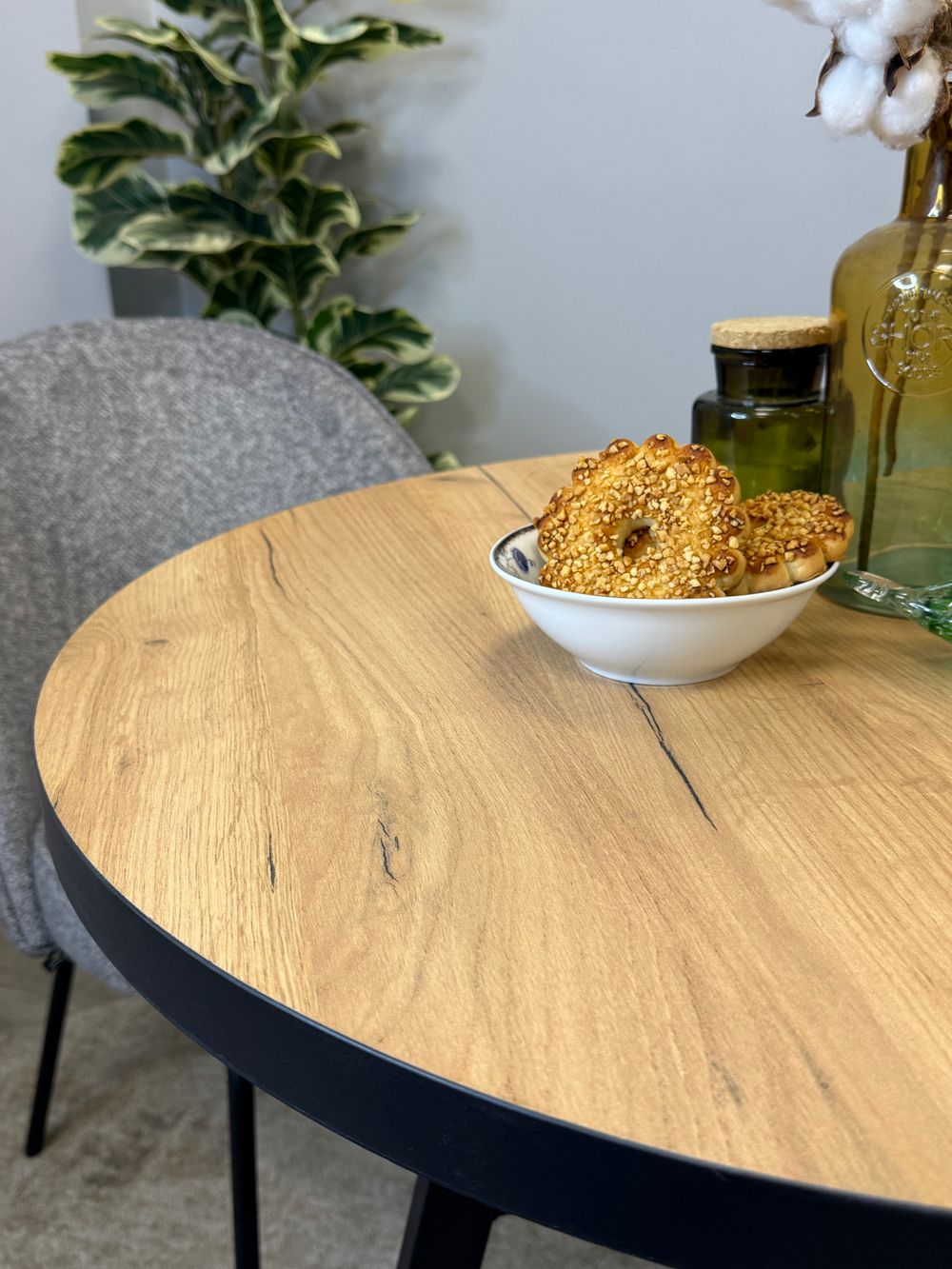 Стол KENNER ER750 черный/дуб крафт золотой