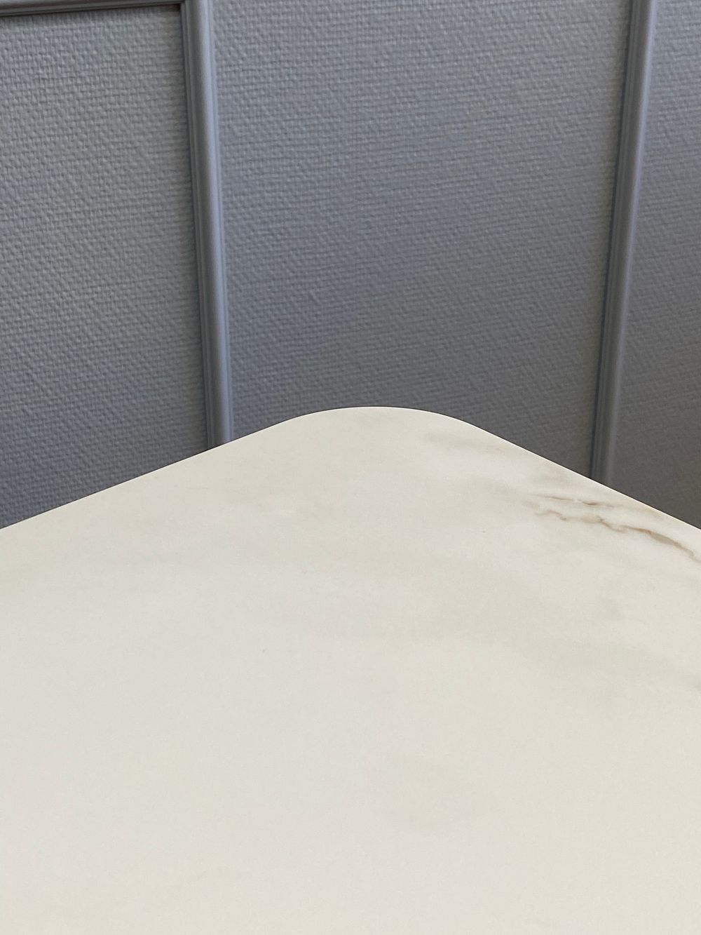 Стол KENNER DC1300 черный/керамика мрамор золотой