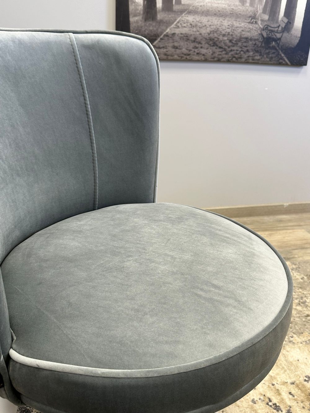 Стул Kenner 177KK белый/серый велюр