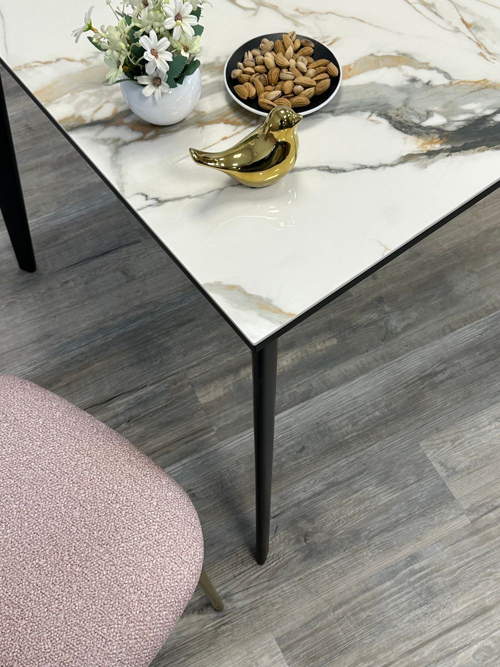 Стол KENNER KR1200 черный/керамика мрамор золотой глянец