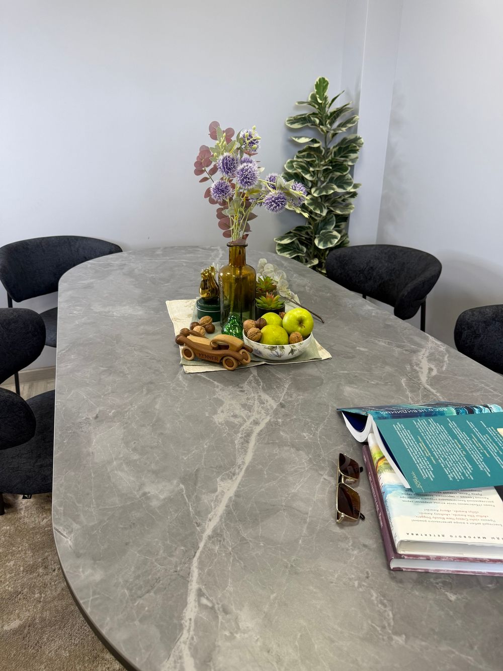 Стол KENNER LD2000 черный/керамика мрамор серый