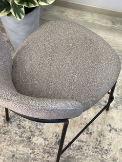 Стул KENNER 307SD ПБ чёрный/серебристый