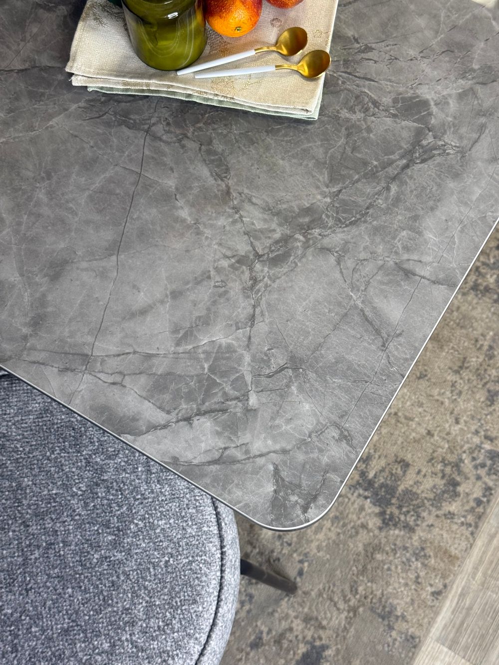 Стол DL1300 черный/керамика серая глянец