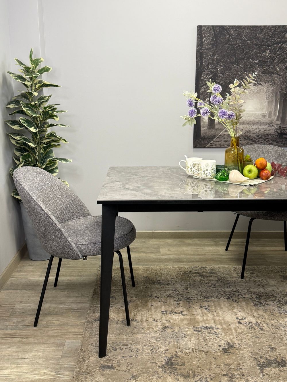 Стол KENNER KR1400 черный/керамика мрамор серый глянец