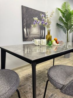 Стол KENNER KR1400 черный/керамика мрамор серый глянец