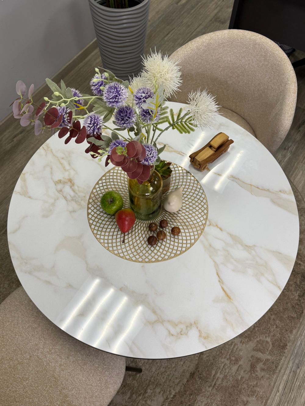 Стол KENNER RR900 черный/керамика мрамор белый глянец