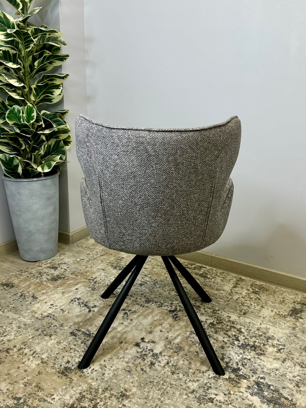 Стул KENNER 311SD черный/серый