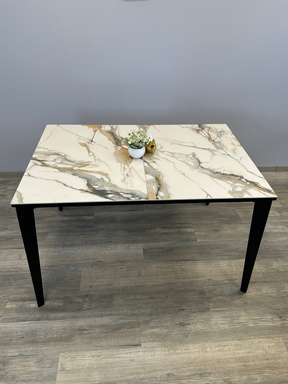 Стол KENNER KR1200 черный/керамика мрамор золотой глянец