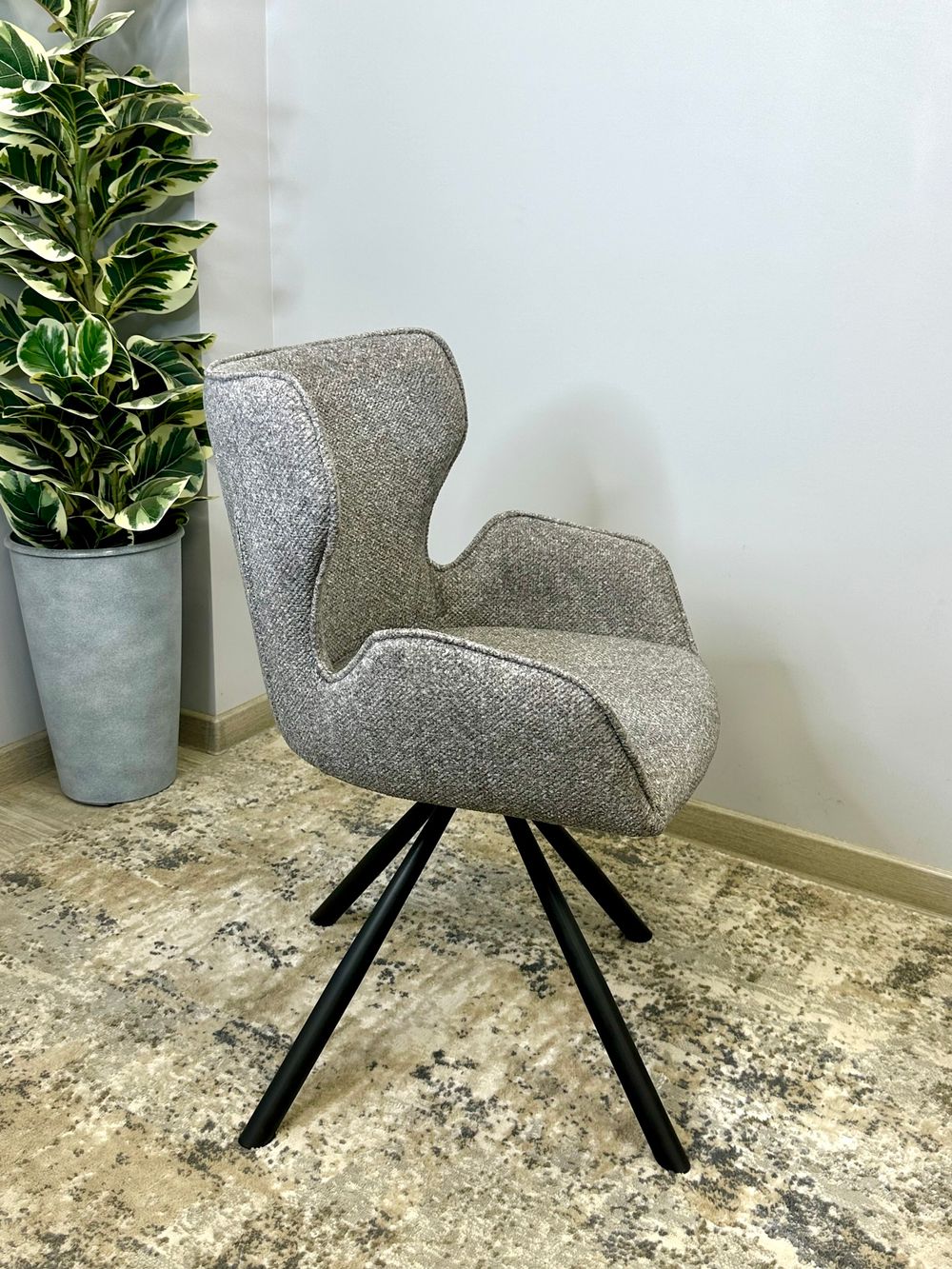 Стул KENNER 311SD черный/серый