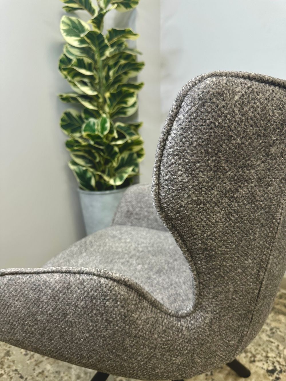 Стул KENNER 311SD черный/серый