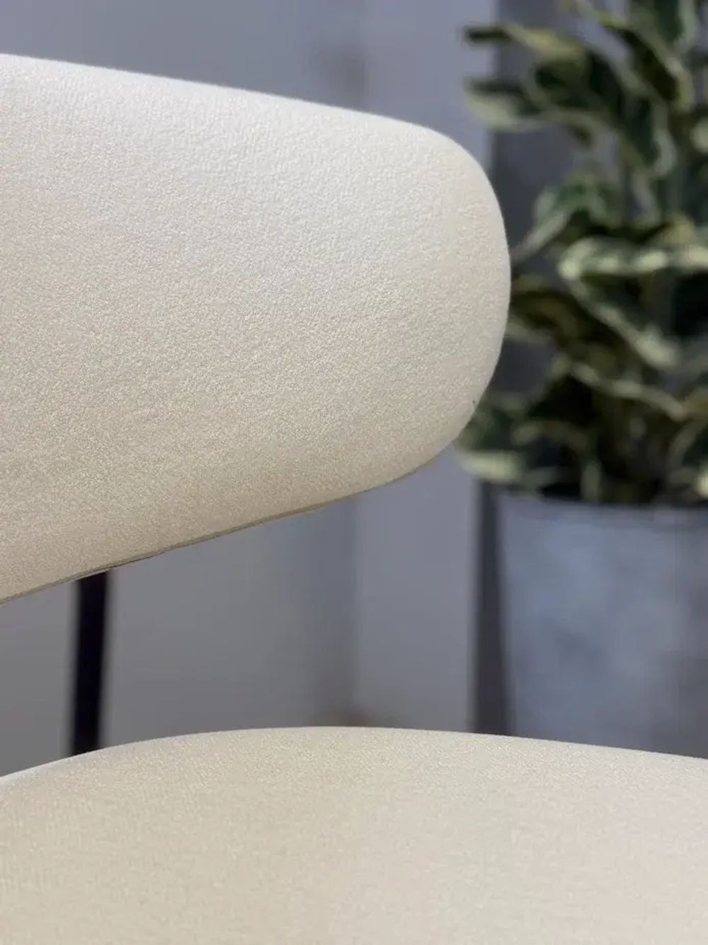 Стул KENNER 309SD черный/жемчуг