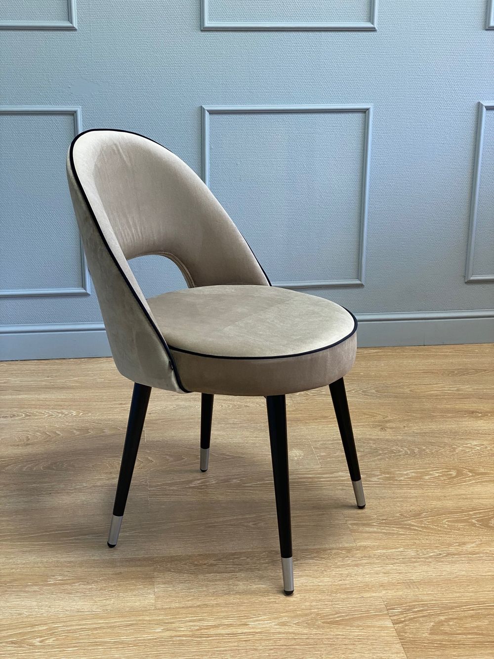 Стул Kenner 179KK черный/капучино велюр