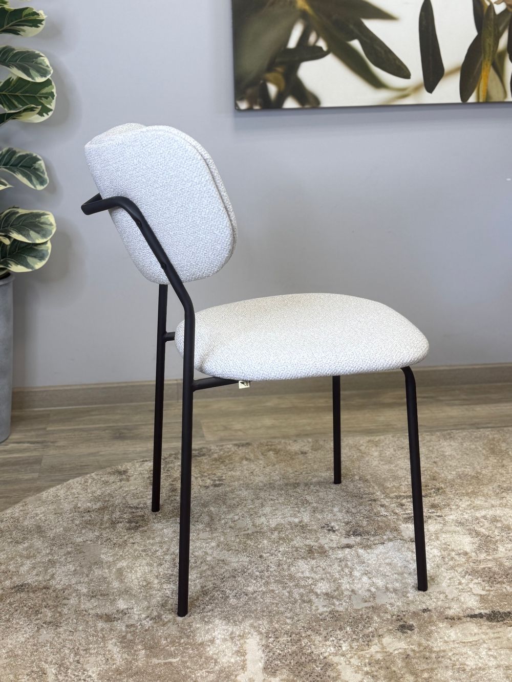 Стул KENNER 302SD черный/серебристый микробукле