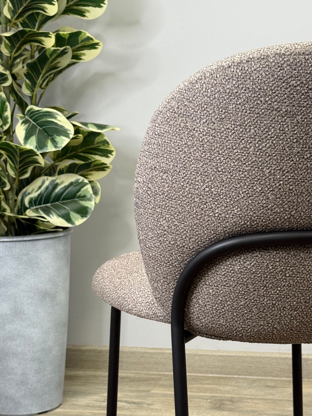 Стул KENNER 307SD черный/капучино