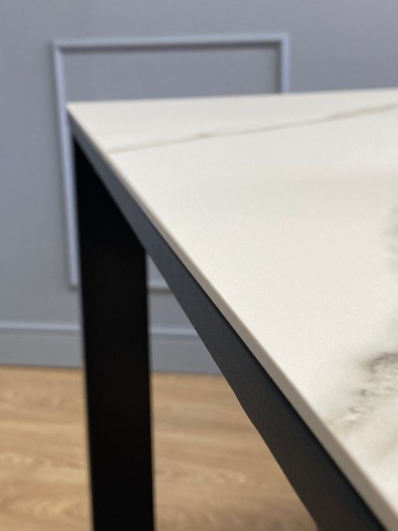 Стол KENNER LK900 черный/GLORIA WHITE