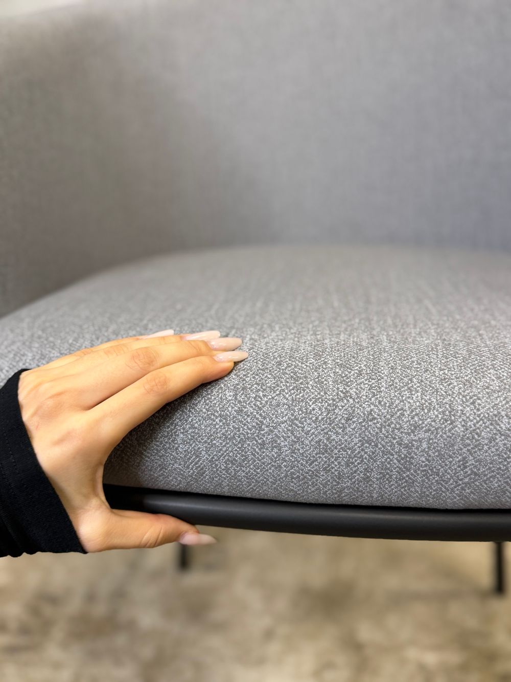 Стул KENNER 313SD черный/серый