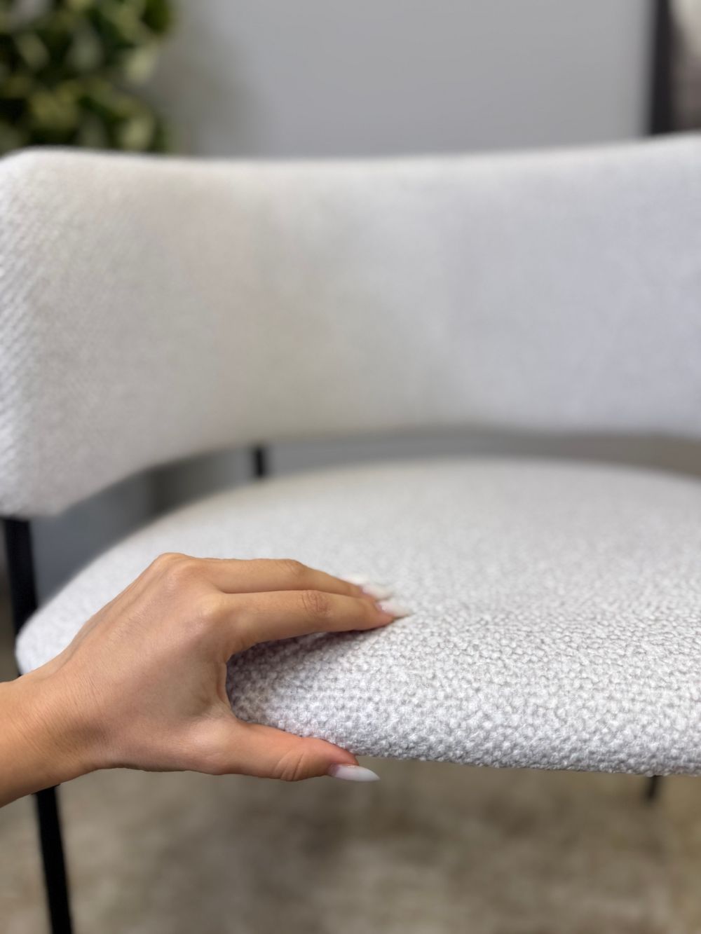 Стул KENNER 303SD черный/микробукле серебристый