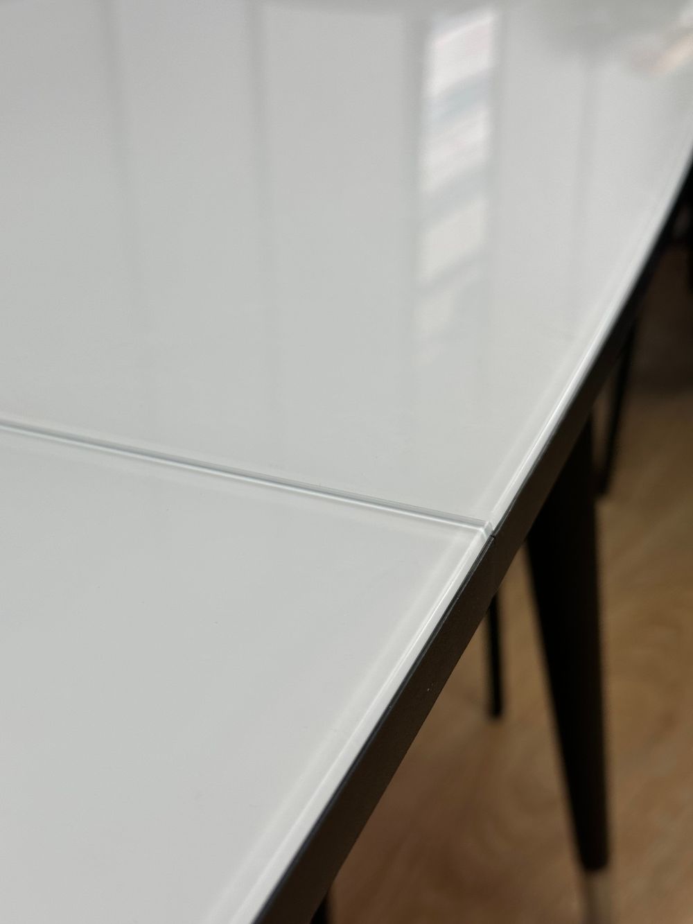 Стол KENNER K1200 венге/стекло белое сатин