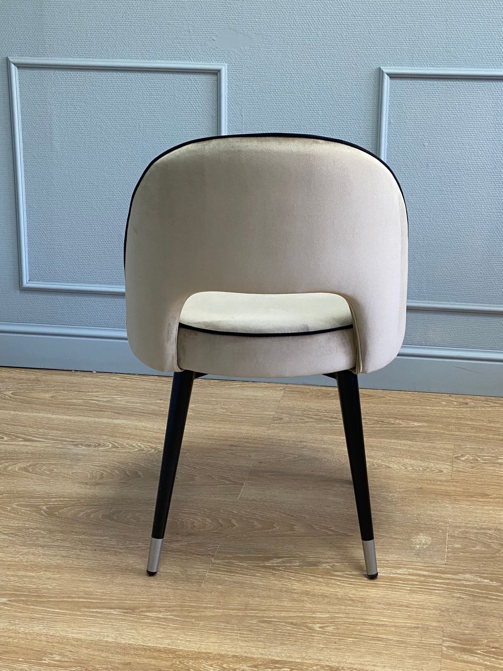 Стул Kenner 179KK черный/капучино велюр