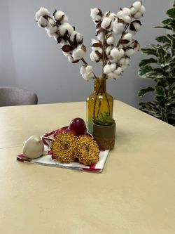 Стол KENNER AK900 черный/OKARA LIGHT YELLOW