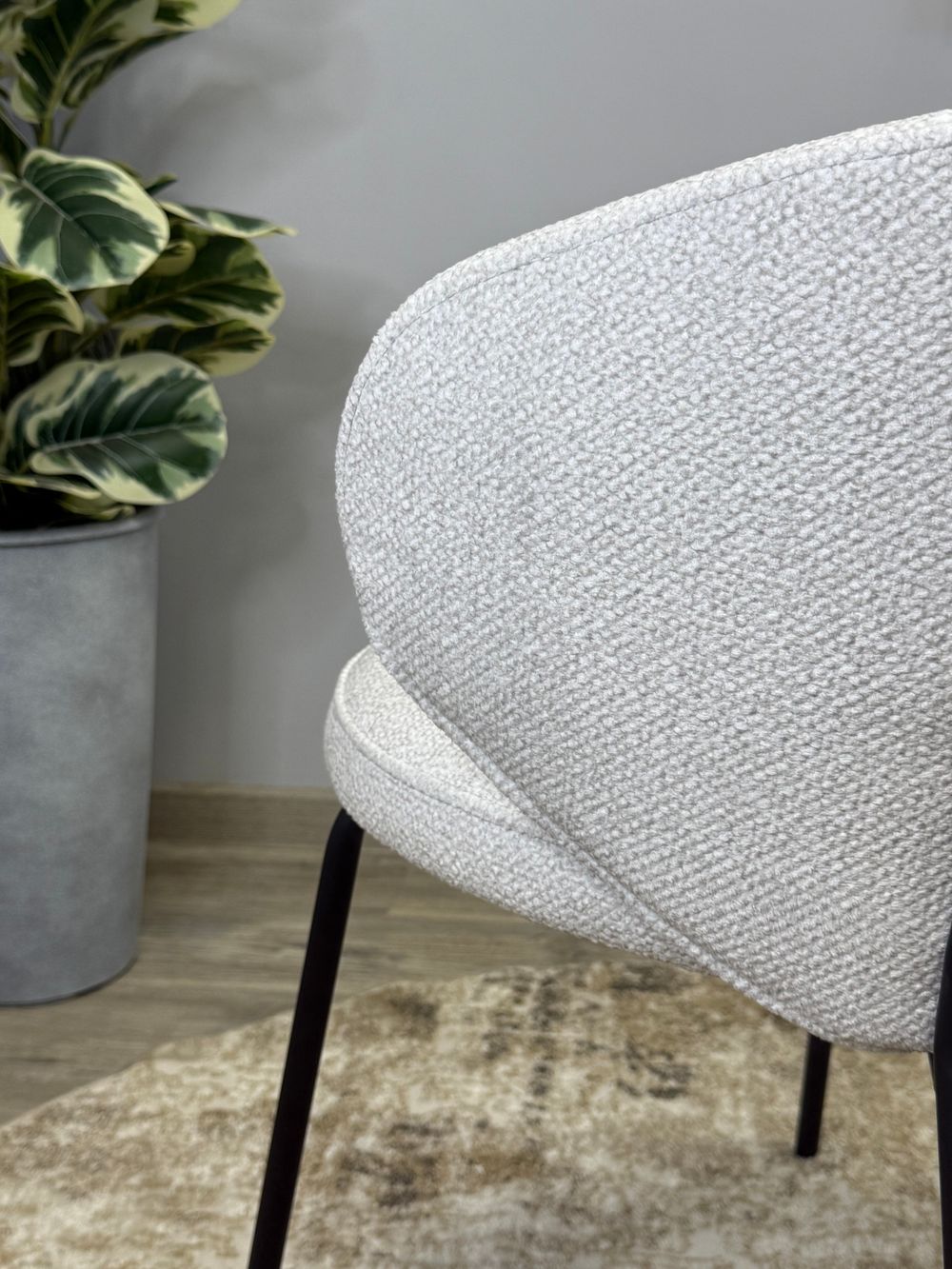 Стул KENNER 305SD черный/серебристый микробукле